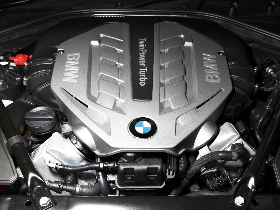 BMW 650i Convertible 2011 года  (AU) (фото 8 из 12)